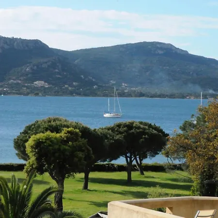 Bed & Breakfast 2 Pieces Pied Dans L'eau Porto-Vecchio (Corsica)