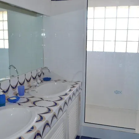 2 Pieces Pied Dans L'eau Porto-Vecchio (Corsica)