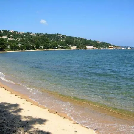 2 Pieces Pied Dans L'eau B&B 포르토베쉬오