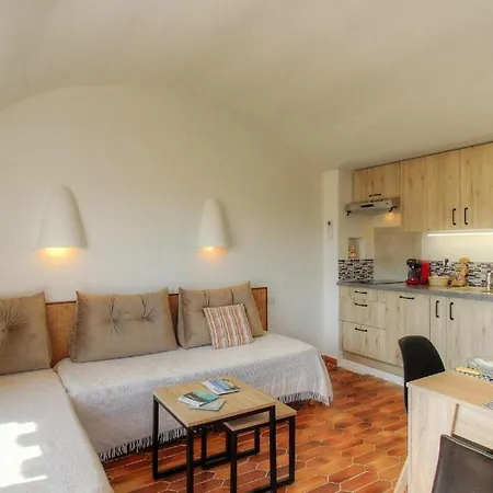 2 Pieces Pied Dans L'eau Bed & Breakfast