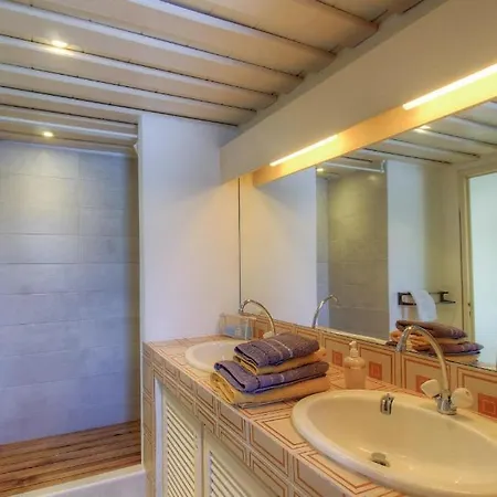 Bed & Breakfast 2 Pieces Pied Dans L'eau Porto-Vecchio (Corsica)