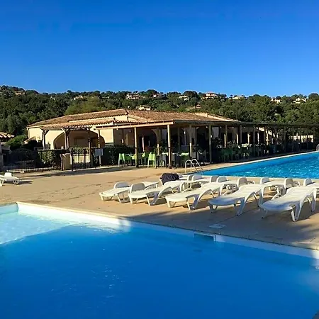 Bed & Breakfast 2 Pieces Pied Dans L'eau 4*