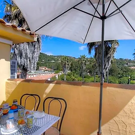 2 Pieces Pied Dans L'eau Bed & Breakfast
