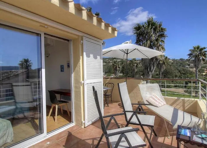 2 Pieces Pied Dans L'eau Frühstückspension